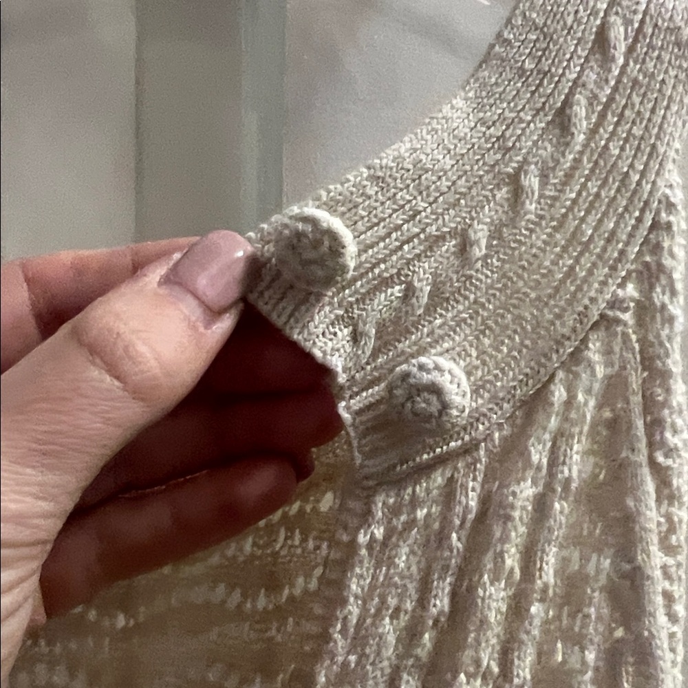 off-white knit dress - Picture 6 of 7